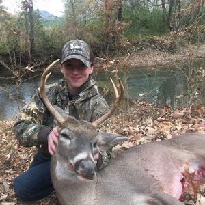 Meet your Posher, Alex